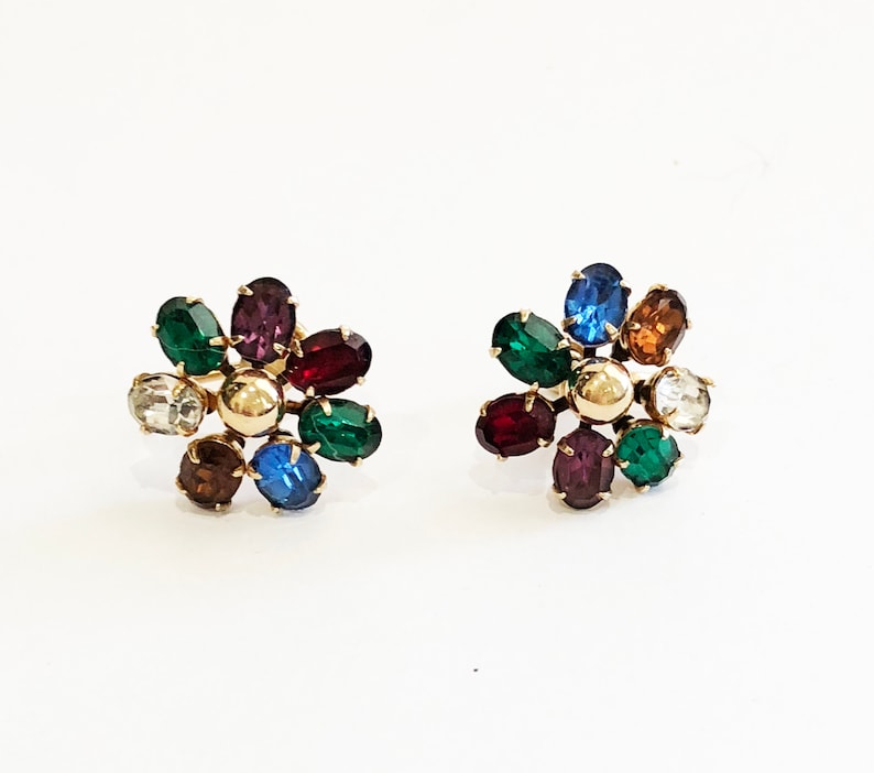 gorgeous chunky rainbow colored flower Vintage gold screw back earrings
