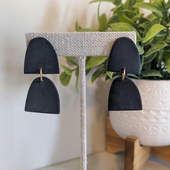 Double Arch Dangles