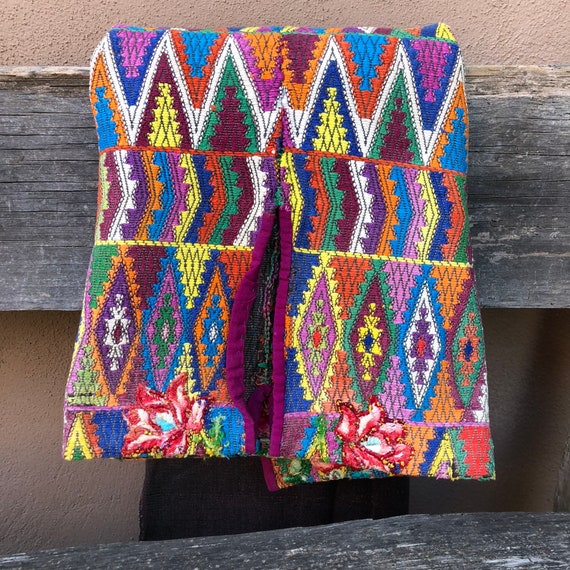 Huipil Guatemala Almolonga, Vintage Traditional Weaving Huipil Guatemala Almolonga, Vintage Traditional Weaving