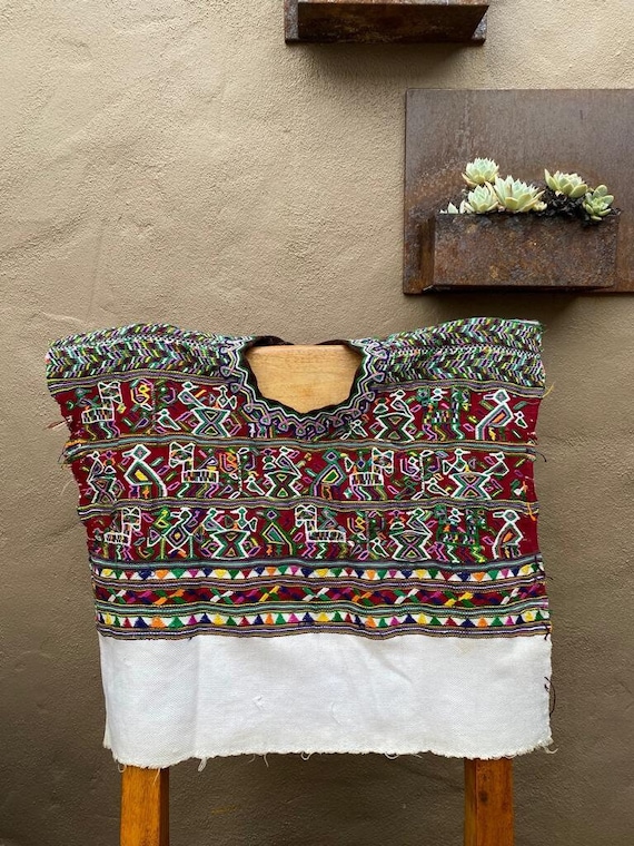 Handwoven Vintage Nebaj Guatemala Huipil, Traditio