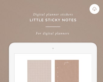 Puede incluir: Pegatinas digitales para planificador con el texto "LITTLE STICKY NOTES" y "For digital planners". La imagen muestra una tableta que muestra cuatro notas adhesivas digitales en beige y blanco, con diseños de cuadrícula y lista.
