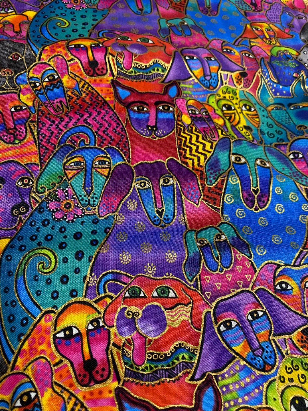 Photo inspiration: Laurel Burch Kindred Canines Fabric Sewing Quilting Btqy Photo Inspiration