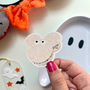 Mummy Macaron Sticker, Mickey Shaped Food, Halloween Sticker, Halloween Decal, Hydroflask Sticker, Laptop Decal, Halloween