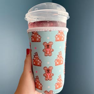 Magical Iced Coffee Sleeve, Christmas Iced Coffee Sleeve, Drink Cover, Insulated Drink Sleeve, Coffee Lover Gift, Gingerbread Cozie