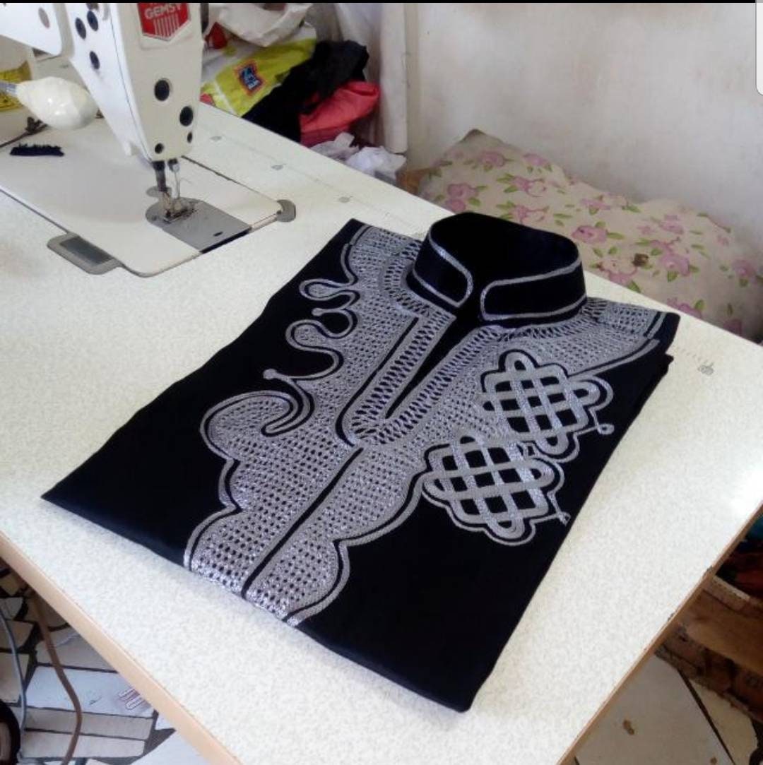 In Erinnerung an Chadwick Boseman Wakanda Anzug/Black ...