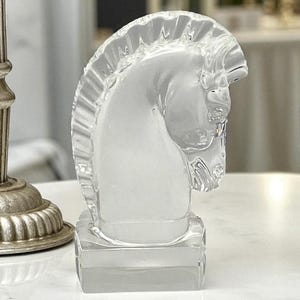 Steuben Crystal Equestrian Horse Head Paperweight/Sculpture 4.75-inch (Designed by Sidney Waugh #7779) Vintage 1930s