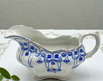Buffalo Pottery LUCERNE Gravy Boat/Pitcher (Blue and White) Antique - Early 1900s