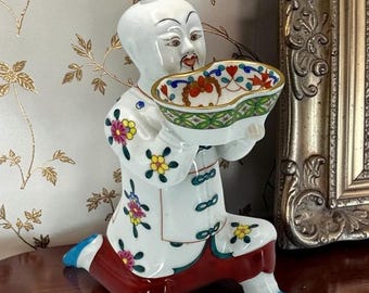 Herend Chinese Mandarin Kneeling Man Salt Bearer 6.5-Inch #5652C Vintage 1970s