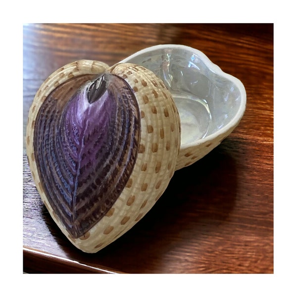 1989 Lenox Porcelain “Heart Cockle” Trinket Box (Orig Sticker, Seashell, Hard to Find, Rare, Jewelry Box, Keepsake, Ring Box, Presentation)