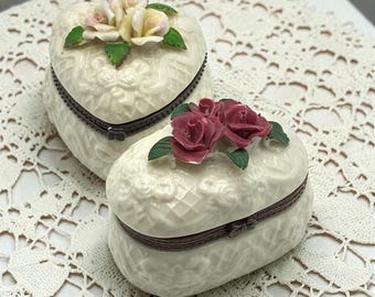 Set of 2 Porcelain Trinket Boxes with Applied Roses Hinged Heart / Oval (Vintage)