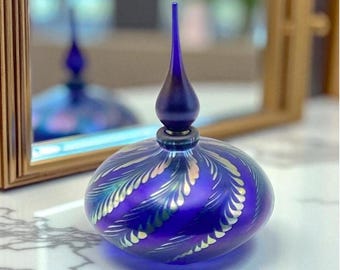 Steven Correia Signed Pulled Feather Art Glass Perfume Bottle Cobalt Vintage 1987 with Stopper