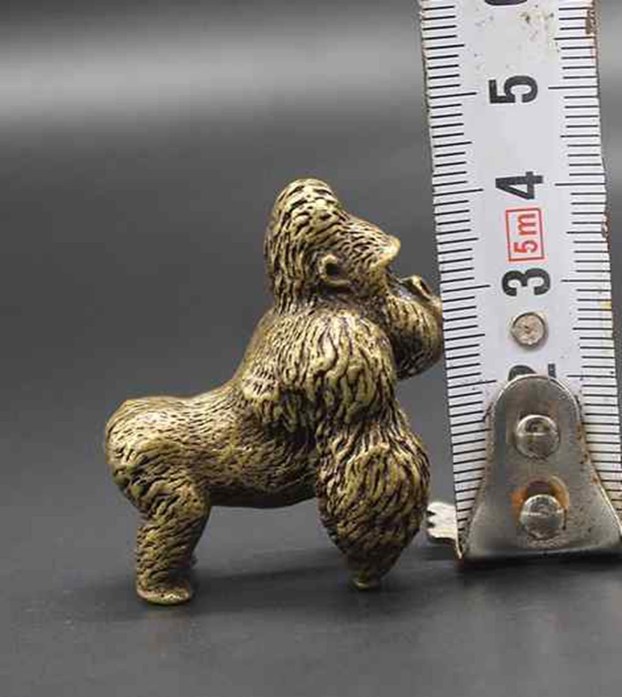 Wugebud Wwxuanke 1Pcs Solid Copper Simulation Muscle Gorilla Decorations Brass Bodybuilder Gorilla Miniature Figurines Gorilla Desk Decoration