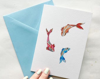 Cartão de felicitações com estampa de carpa koi, cartão colorido para qualquer ocasião.