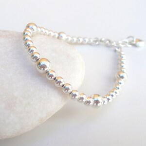 Sterling Silver Bracelet wit 5 bigger Beads, Adjustable