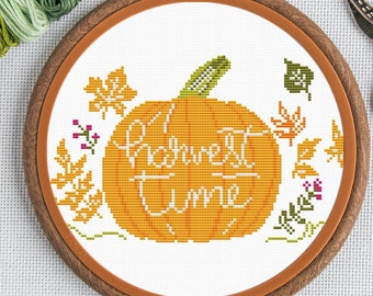 秋の収穫リースのクロスステッチパターン：秋の刺繍（PDFパターン
