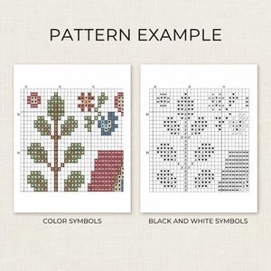 Pu&ograve; includere: Vengono mostrati due esempi di schemi a punto croce. Uno utilizza simboli a colori, con un albero e fiori in verde, marrone, rosso e blu. L'altro utilizza simboli in bianco e nero, con forme di cuore. Il testo "PATTERN EXAMPLE" &egrave; in alto.