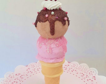 Cono gelato finto, vassoio decorativo a più livelli, oggetto di scena per foto, arredamento per la casa