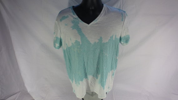 American Eagle Turquoise Acid Wash Grunge V Neck T Shirt Size Medium