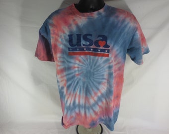 Vintage - Oneita - USA -  Red & Blue Tie Dye Spiral t-shirt - Size Extra Large