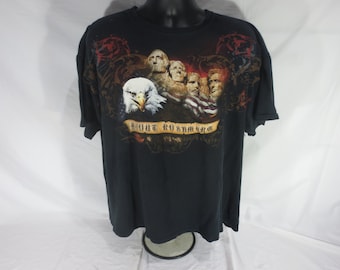 Vintage - Anvil - Mount Rushmore w/Bald Eagle t-shirt - Size Large