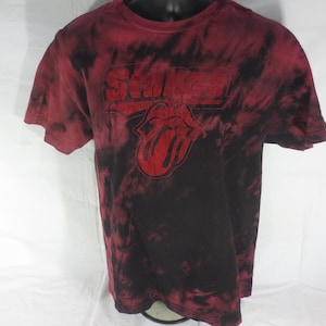 Distressed - Acid Wash - Red Tie Dye Splatter - The Rolling Stones shirt - Size Large