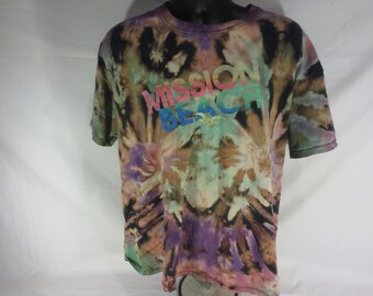Vintage - Fruit of the Loom - Mission Beach CA - Reverse Tie Dye T-Shirt - Size 2x