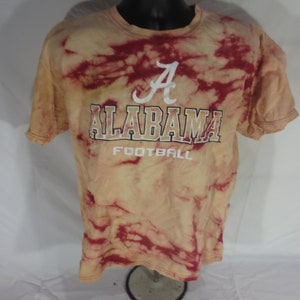 Section 101 by Majestic  - Alabama Crimson Tide Football - Acid Wash t-shirt - Size Large