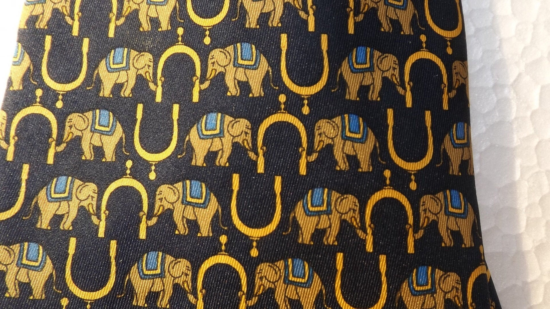 mens elephant tie
