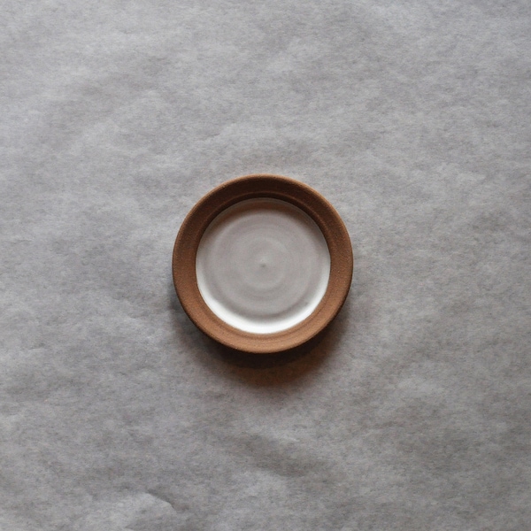 Ceramic Saucer Plate | Modern Rustic Dinnerware