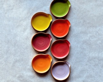 Poggia cucchiaio / Poggia cucchiaio in ceramica / Poggia cucchiaio fatto a mano / Poggia cucchiaio arancione / Poggia cucchiaio rosso / Poggia cucchiaio verde / Poggia cucchiaio luminoso / Poggia sapone
