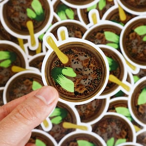 スパイシービーフヌードルスープビニールステッカー | 光沢 | ダイカット | ヌードル | 耐候性 | 耐久性 | ラップトップ | 中国語 | ラップトップデカール | 装飾 |