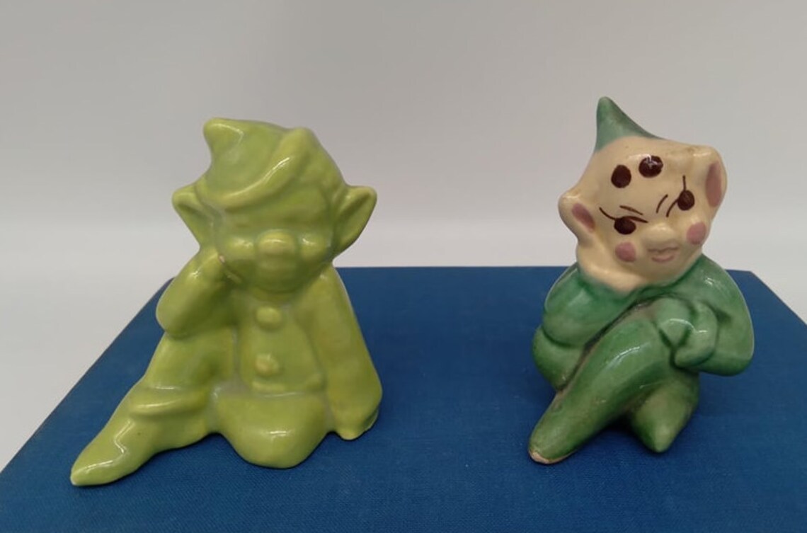 Set of 2 vintage ceramic elves elf green figurines decor Etsy