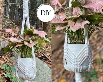 Modèle de suspension pour plantes en macramé à faire soi-même, suspension pour plantes DIY, modèle de macramé pour débutants, macramé DIY, étape par étape, comment fabriquer une suspension pour plantes, cadeau de Noël