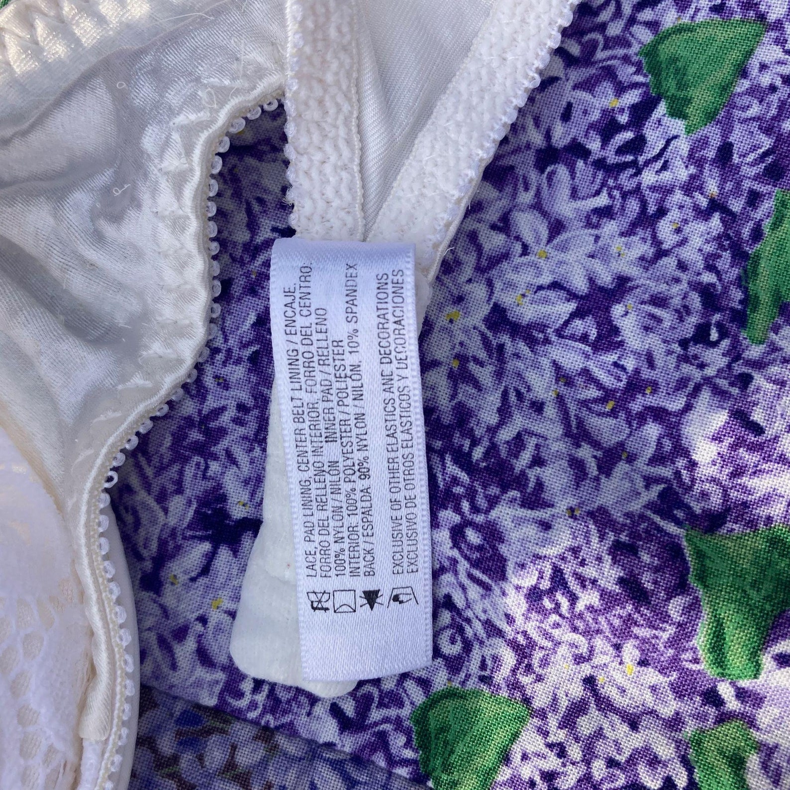 Vintage vtg white lace 90s 36 B bra underwire lingerie silky | Etsy