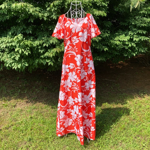 70s vintage maxi dress | M | Hawaiian floral red … - image 2