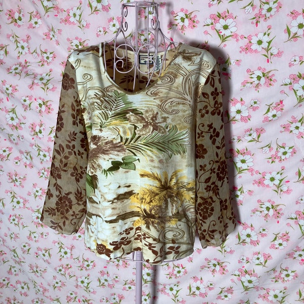 Vintage y2k top  |S-M| all over print beige tan green brown yellow floral cotton tropical 2000s Caribbean Joe 3/4 length sleeves