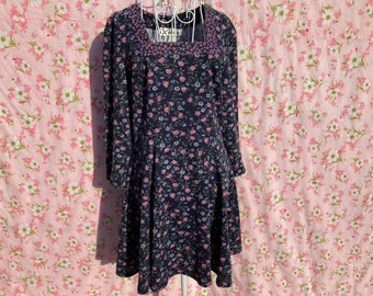 vintage dress navy blue 90s cottage core flowers | S-M | print square neck L.A. Cover garden