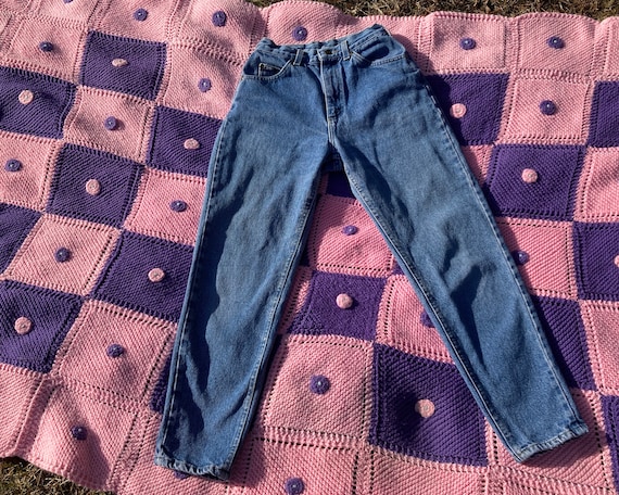 vintage lee jeans high waisted medium light wash 90s 100% cotton made in usa hi rise 24”-25” waist  XS XXS