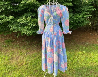 vintage 80s dress floral rose 1980s | cottage core |  blue pink white green | S-M | garden party cotton fit and flare Expo drop waist