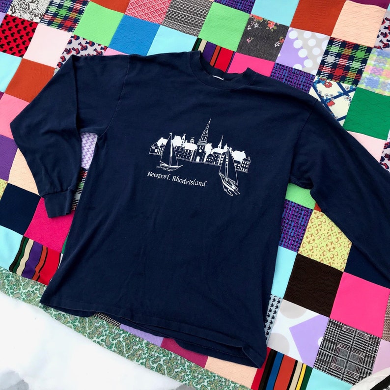Vintage vtg navy blue 80s newport rhode island destination long sleeve graphic print t shirt graphic S M soft worn in navy blue 1980s distr