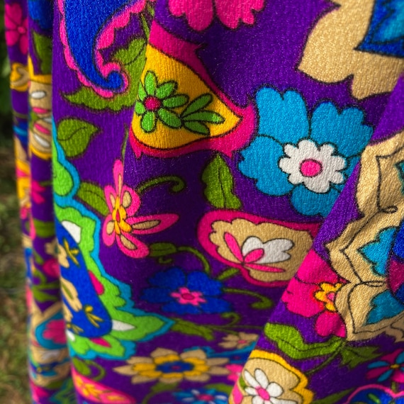 Vintage 70s psychedelic skirt colorful bright XS-… - image 7