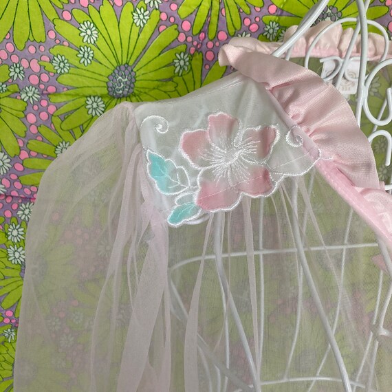 Vintage 70s pale pink mesh and lace peignoir long… - image 7