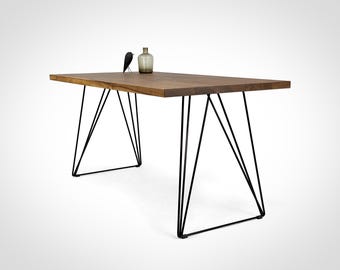 Skrivbord i valnöt LIN, modernt massivt träbord med geometriska stålben
