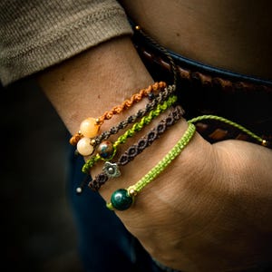 Braccialetto micro macramè litoterapia