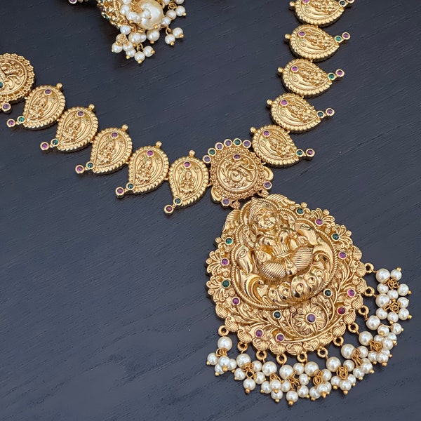 kemp necklace set with matching Jhumkas   / Goddess Lakshmi temple jewelry kemp set / Goddess Lakshmi Necklace set