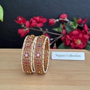 Pair of Kemp Stone Temple Bangles: Antique Gold Jewelry, Size 2.4,2.6 & 2.8