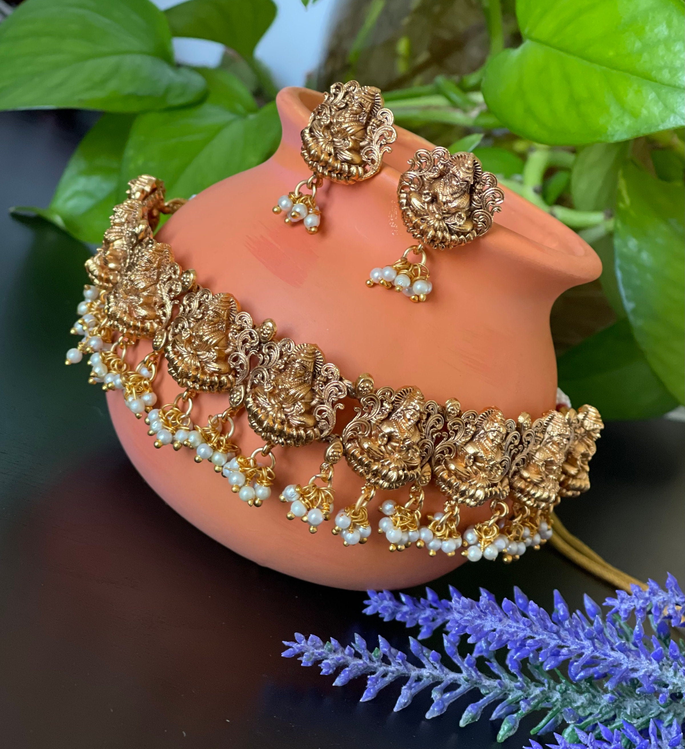 Buy Gold Plated Kundan Choker Necklace by Just Shradha's Online at Aza  Fashions.