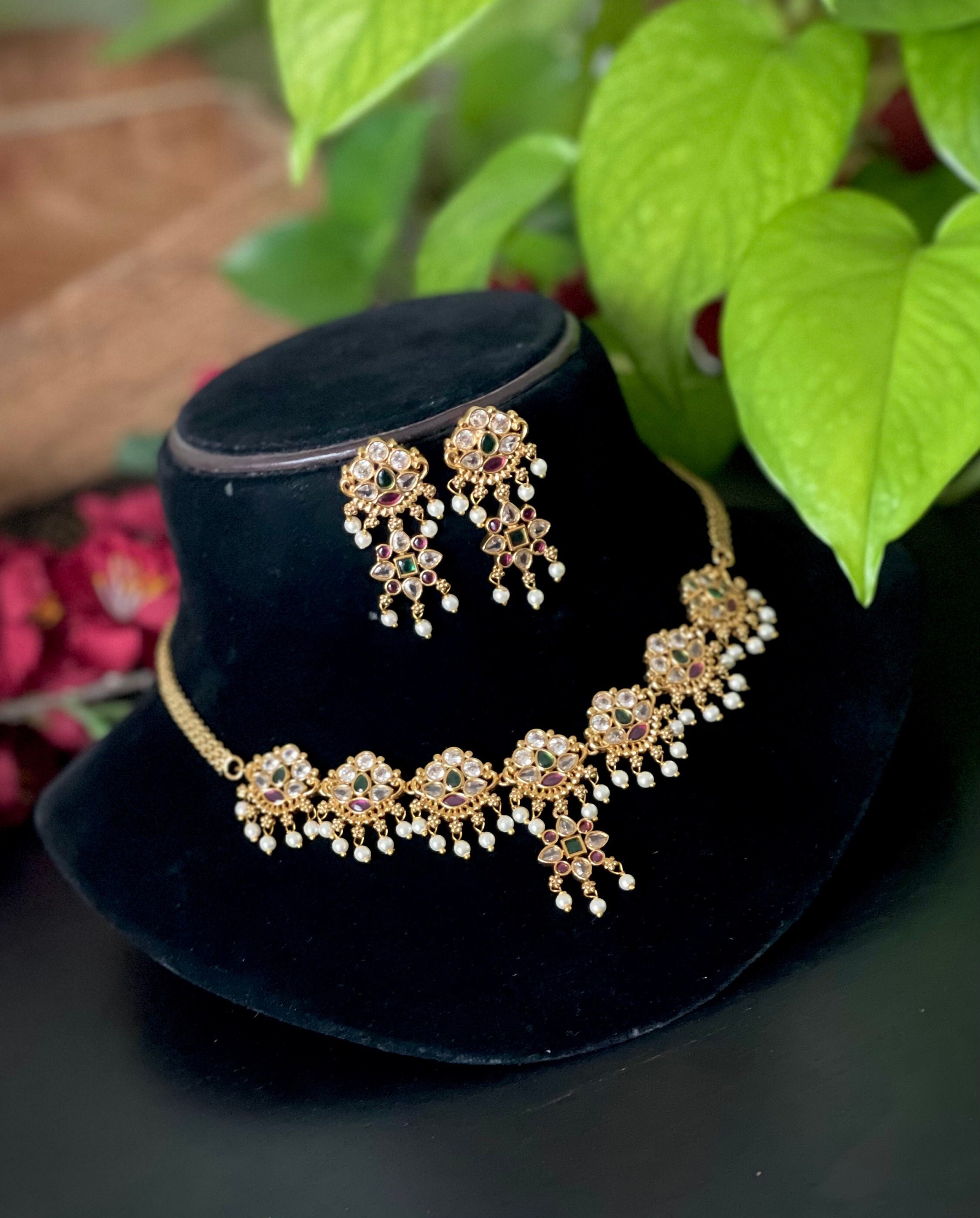 Simple Cute Antique Gold Kemp Choker Necklace Set Mini Bridal