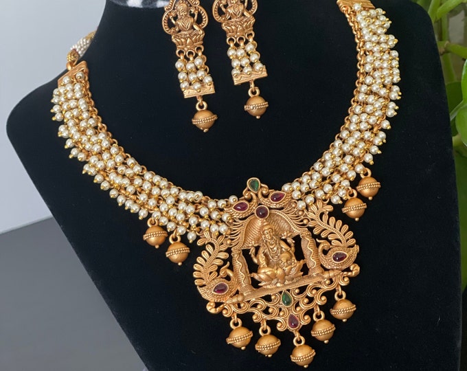 Antique Matte Gold Finished Lakshmi Necklace Set With Matching - Etsy
