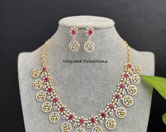 Conjunto de collar Bottu mala de diamantes: acabado en oro de dos tonos